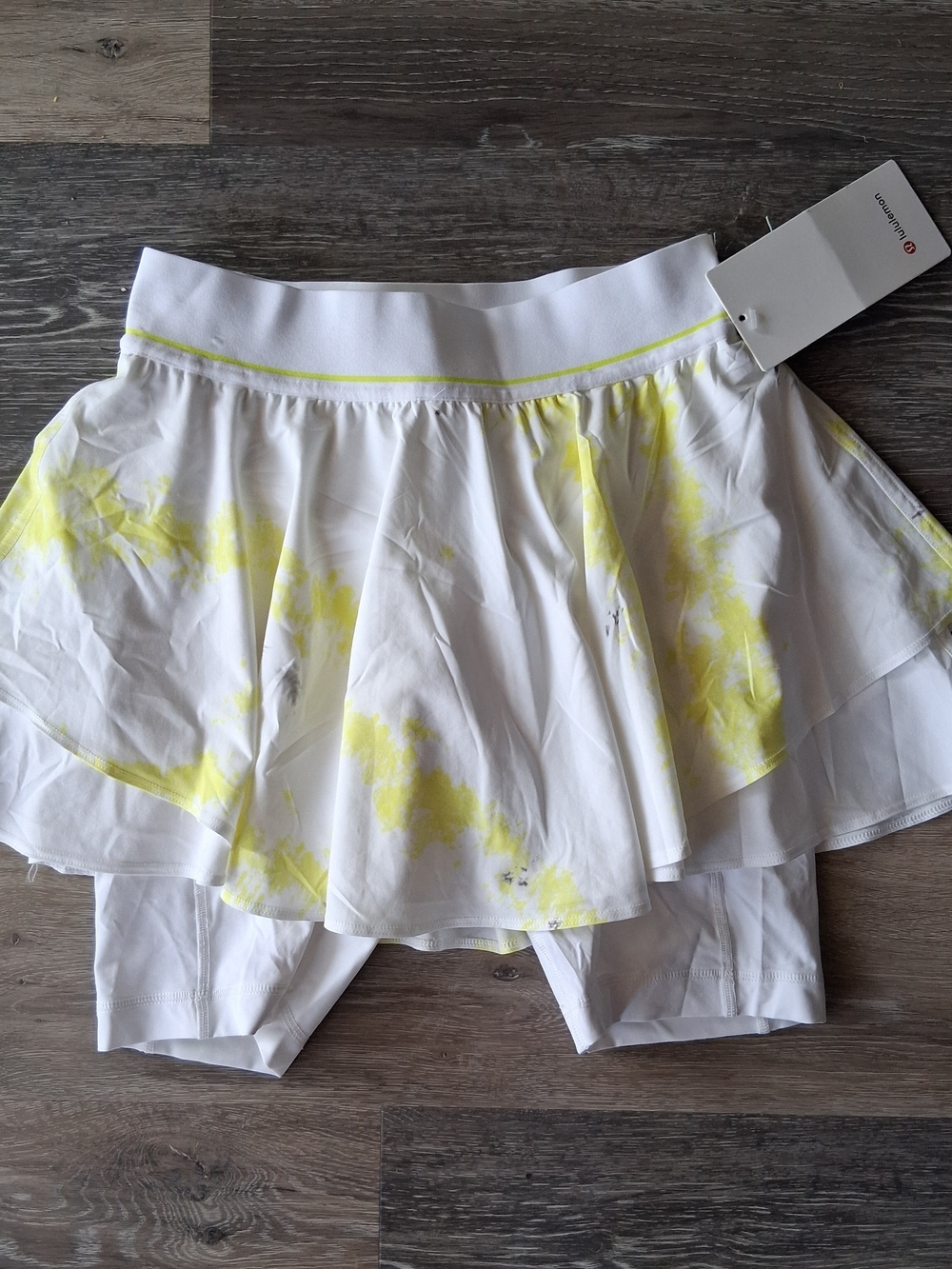 NWT Lululemon Athletica Court Rival Skirt Size 4